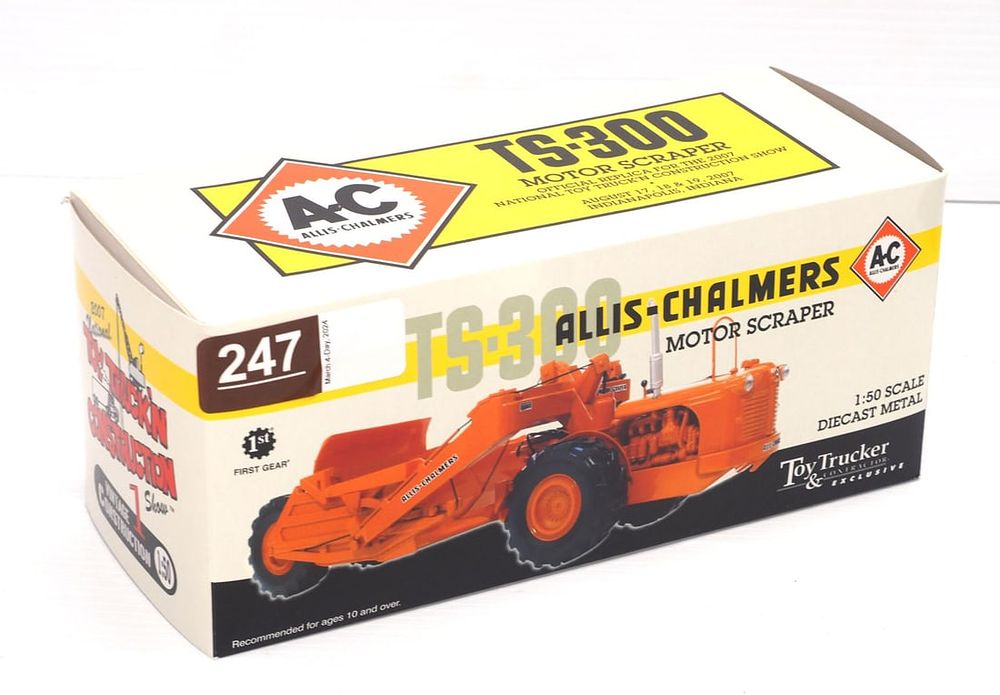 Lot 247: Allis Chalmers TS Motor Scraperlll