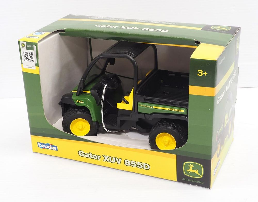 Lot 305: Ertl John Deere 6030 Tractor with Cab