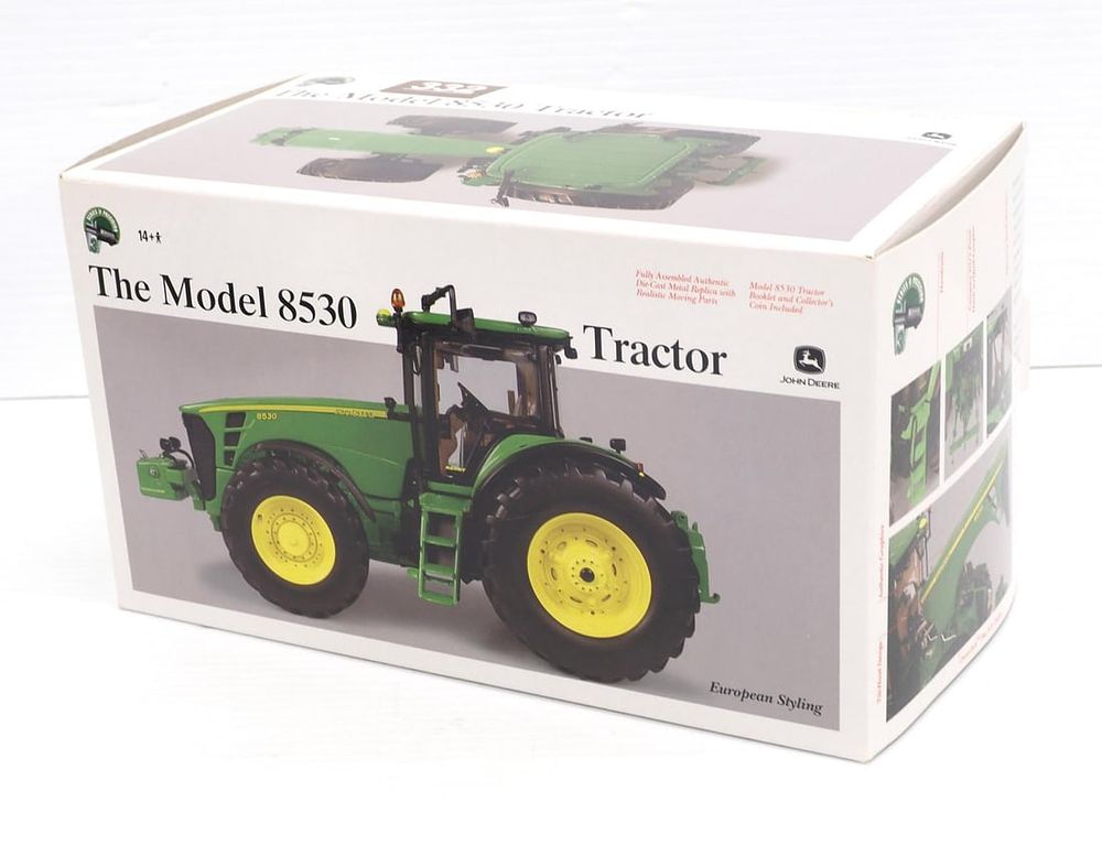 Lot 332: John Deere 8530 Tractor
