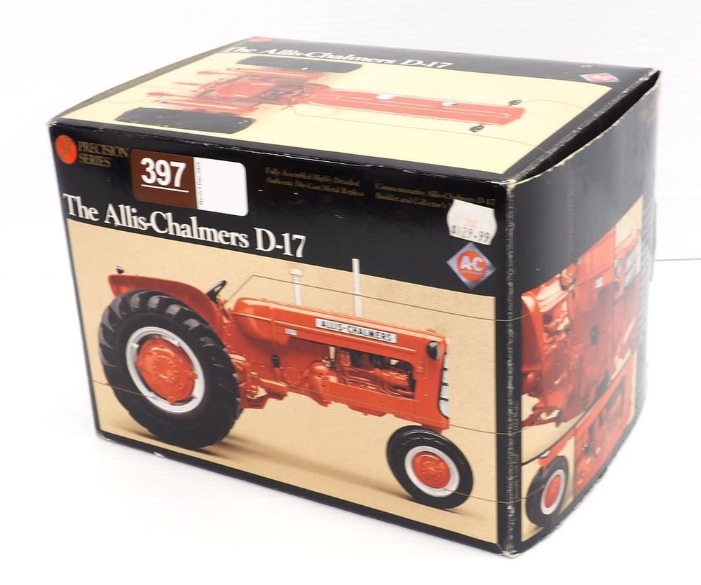 Lot 397: Allis Chalmers D-17 Tractor