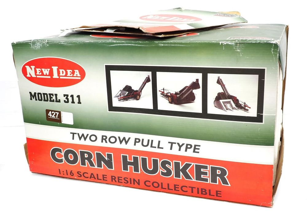Lot 427: New idea Model 311 Pull-type 2-Row Corn Husker