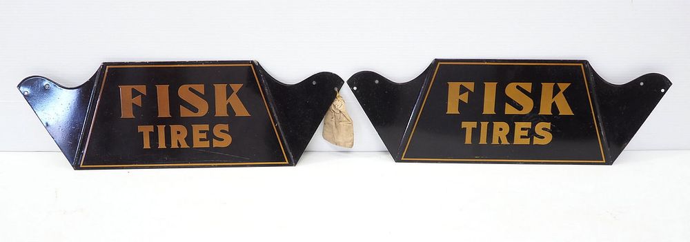 Lot 1016: Tire holder display signs
