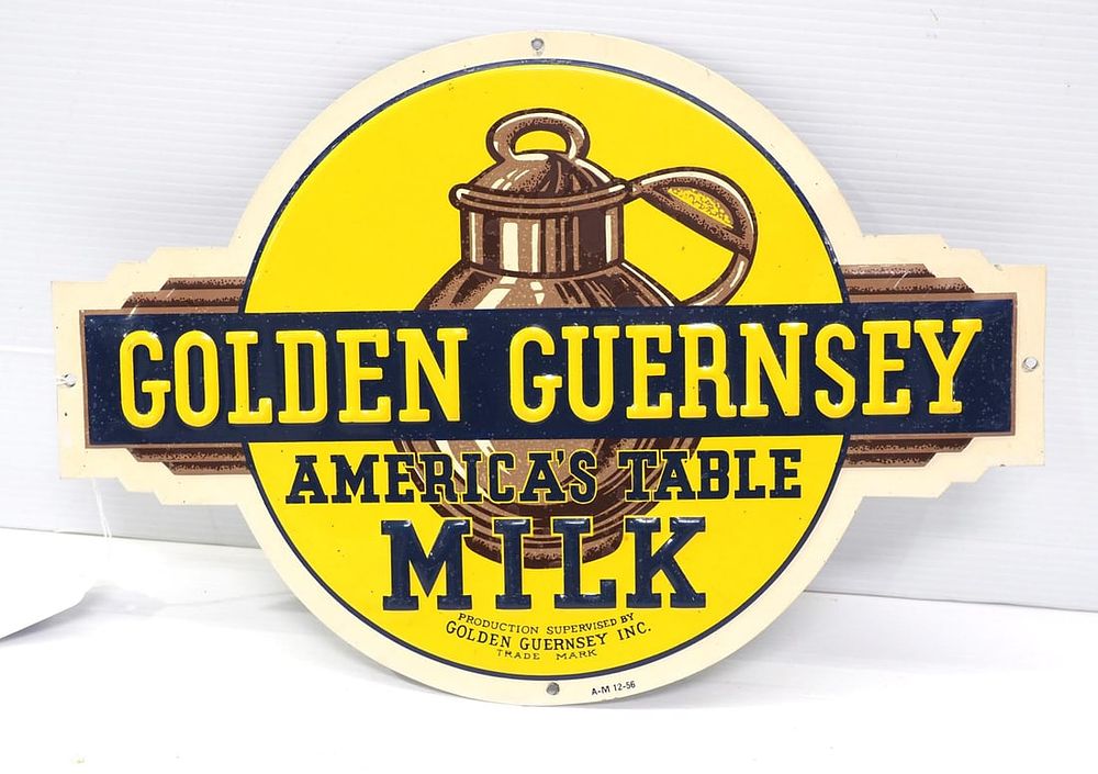 Lot 1022: Golden Guernsey American Table Milk sign