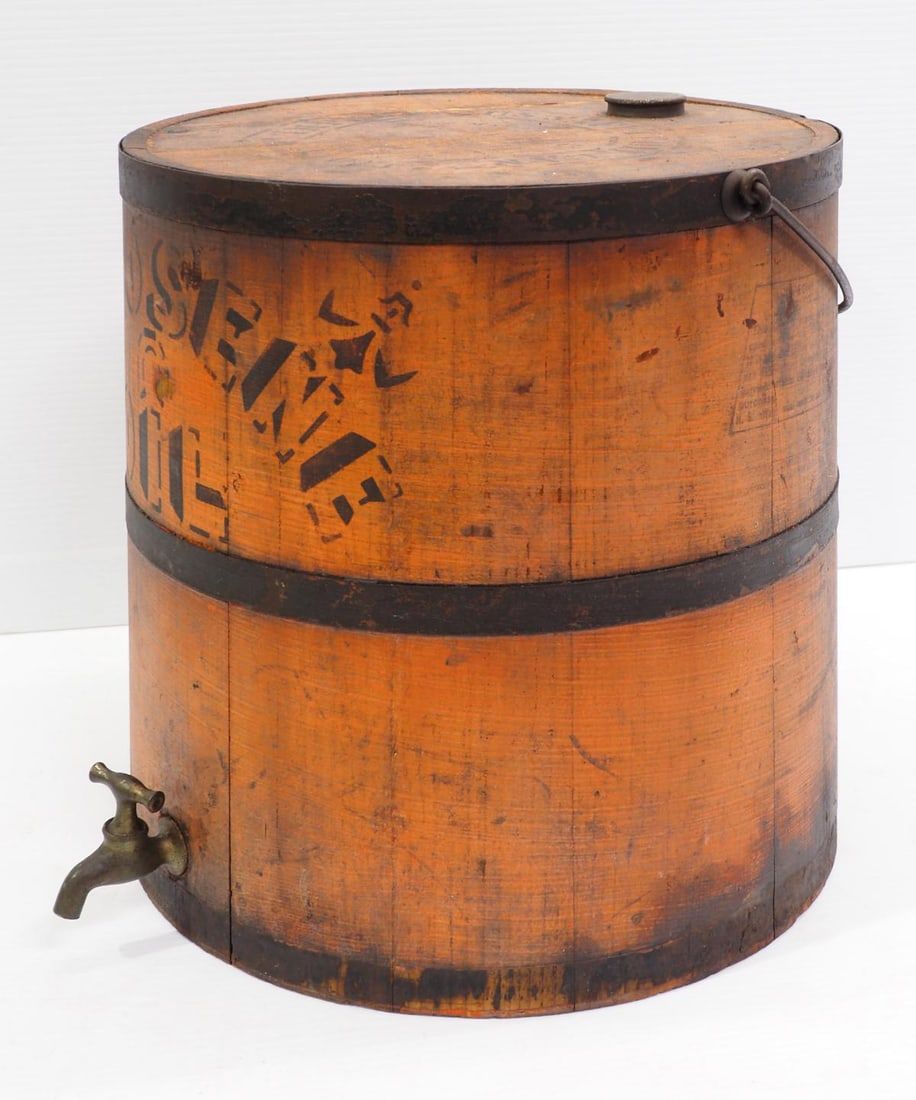 Lot 1077: Wooden kerosene oil container