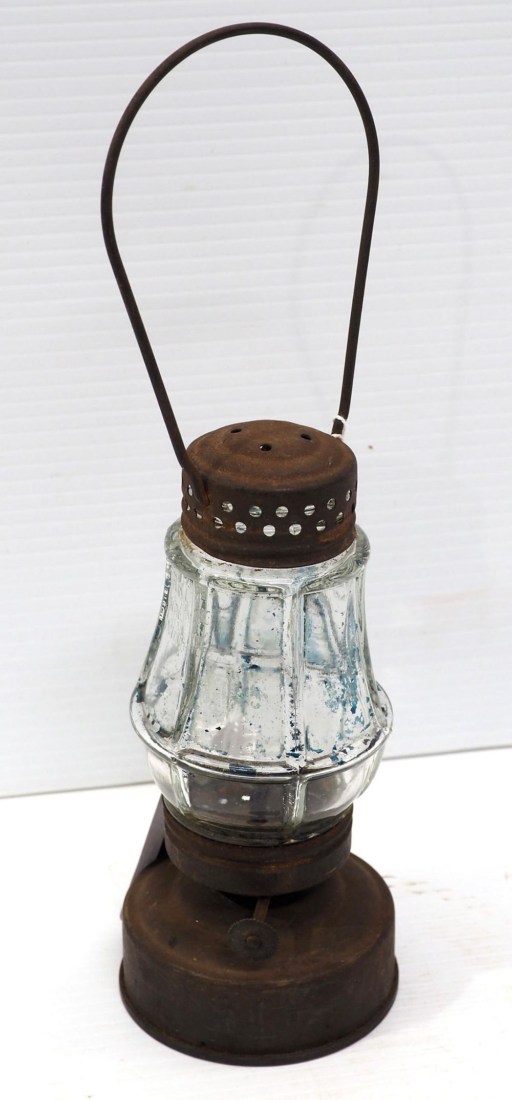 Lot 1109: Early skater lantern