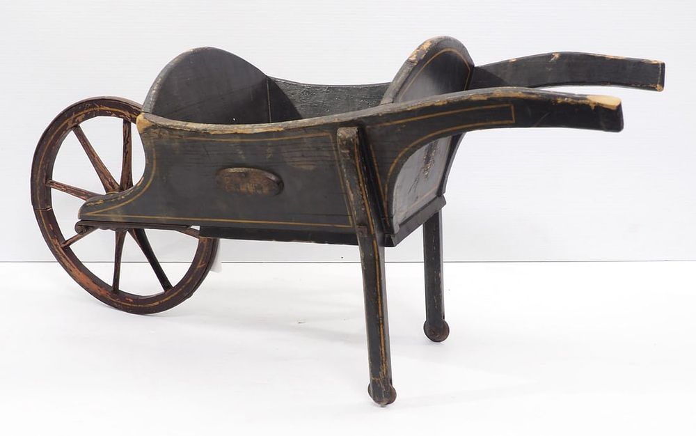 Lot 1123: Victorian-style child's wheelbarrow