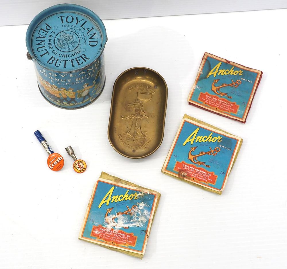 Lot 1290: Misc. advertising pieces
