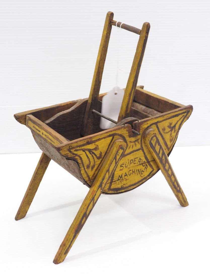 Lot 1325: Salesman sample Superior wooden wash machine