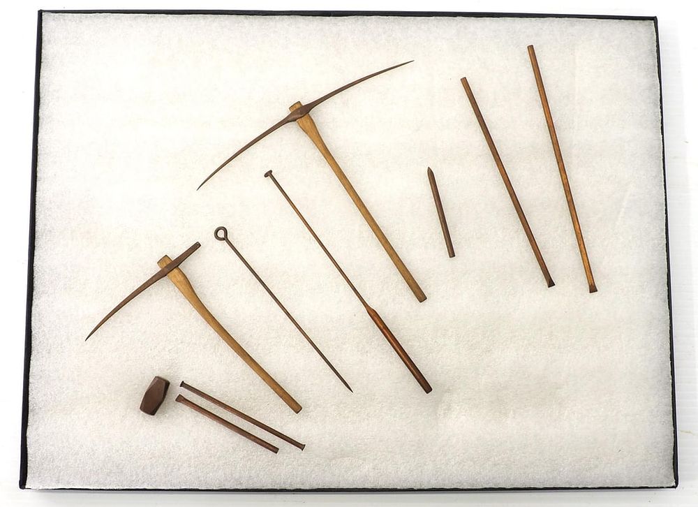 Lot 1338: Collection of miniature miner tools