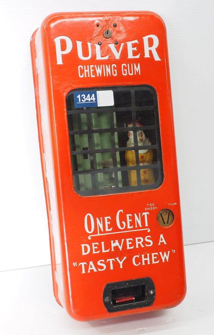 Lot 1344: Porcelain 1-cent coin-operated gum dispenser