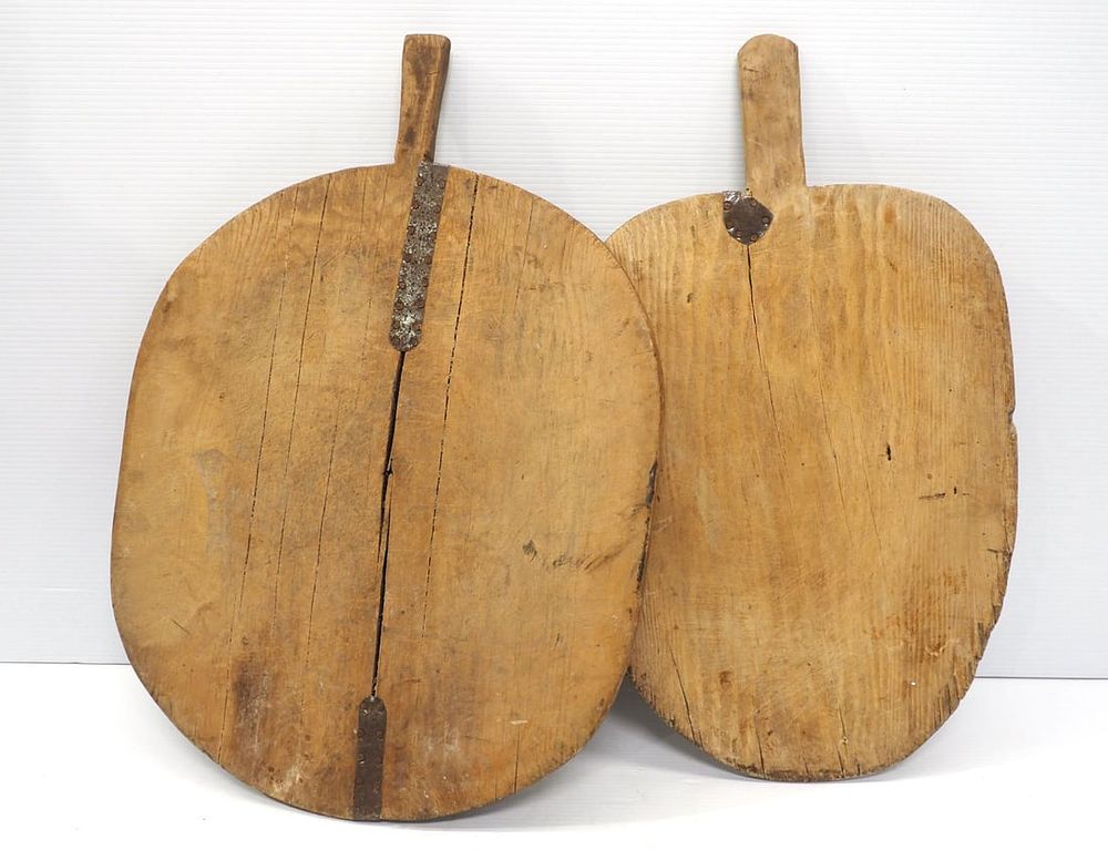 Lot 1349: (2) Primitive cutting boards