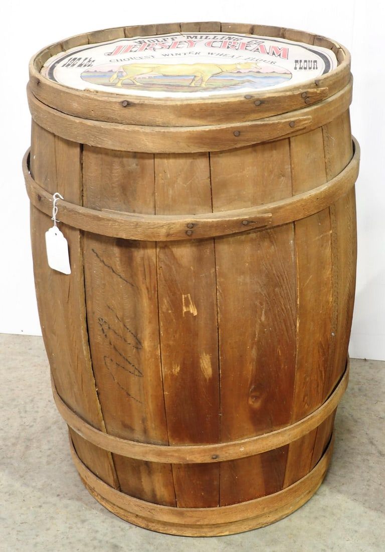 Lot 1371: Wooden flour barrel