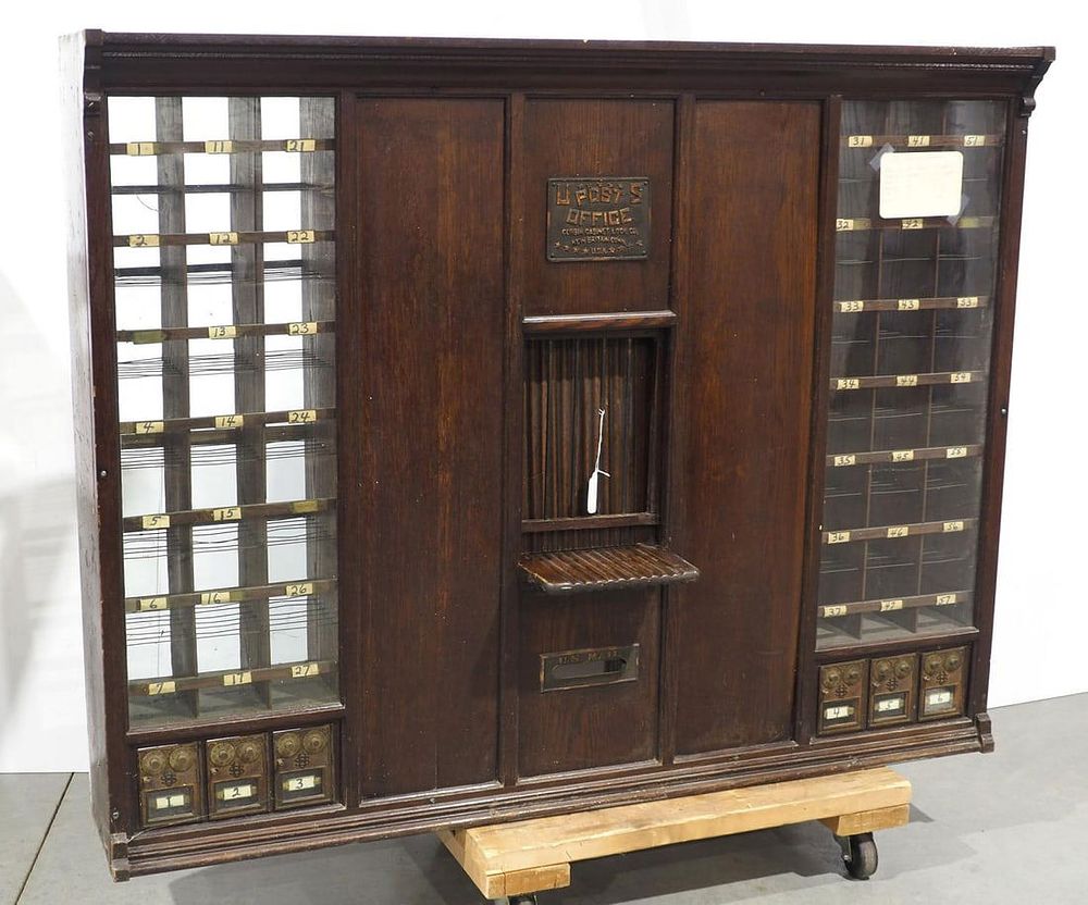 Lot 1372: US Post Office teller front
