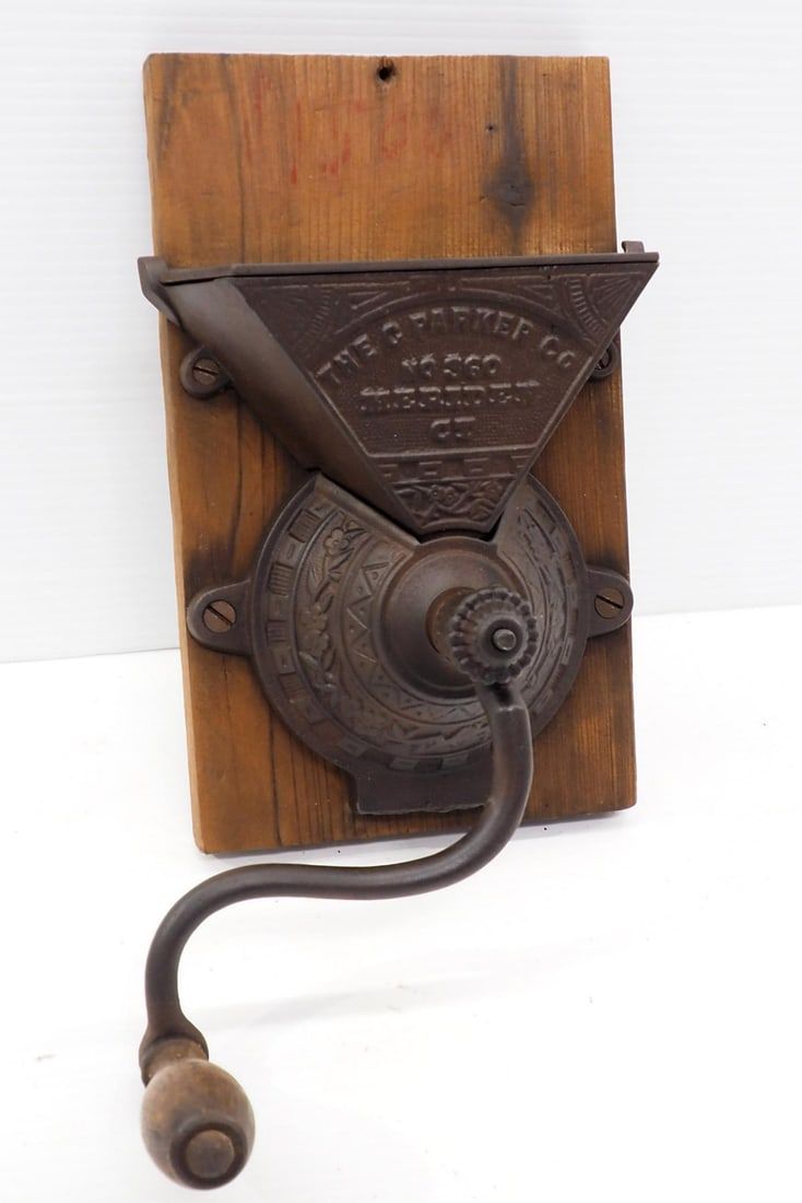 Lot 62: Wall-mount coffee grinder