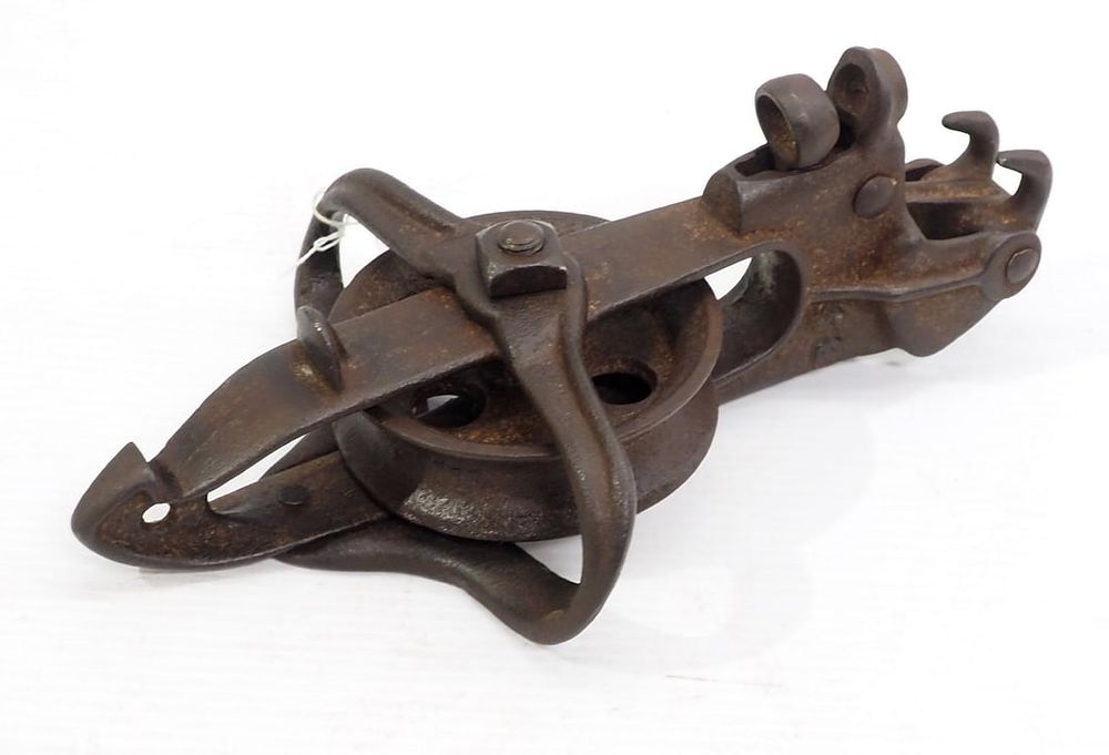 Lot 328: Cast iron pulley