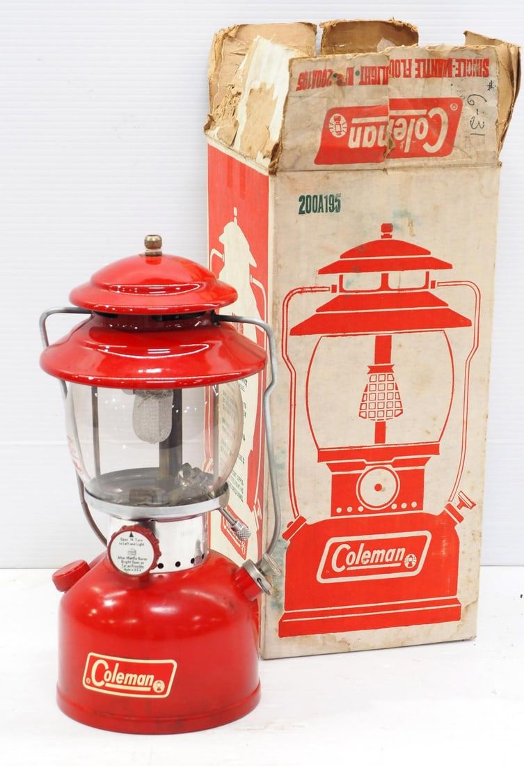 Lot 355: Coleman Model 200A gas lantern