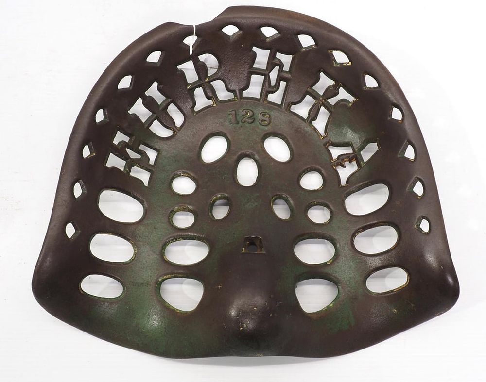 Lot 670: Eureka cast iron seat