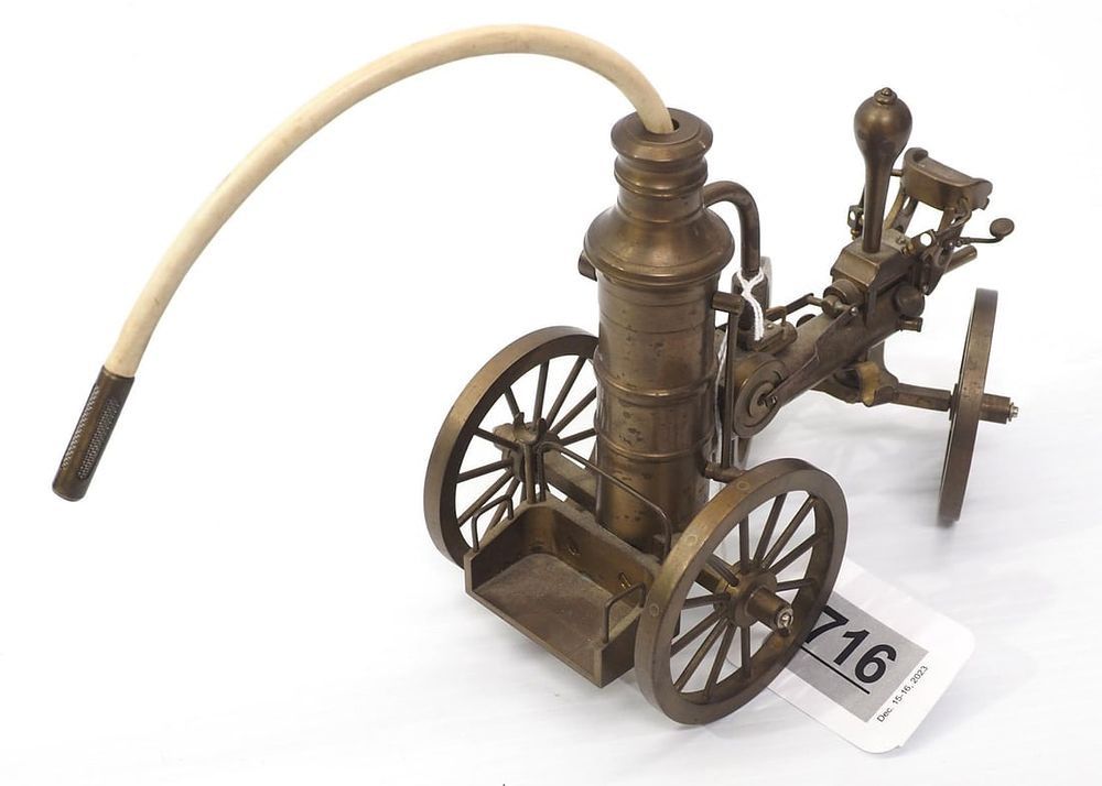 Lot 716: Salesman sample fire dept water pump