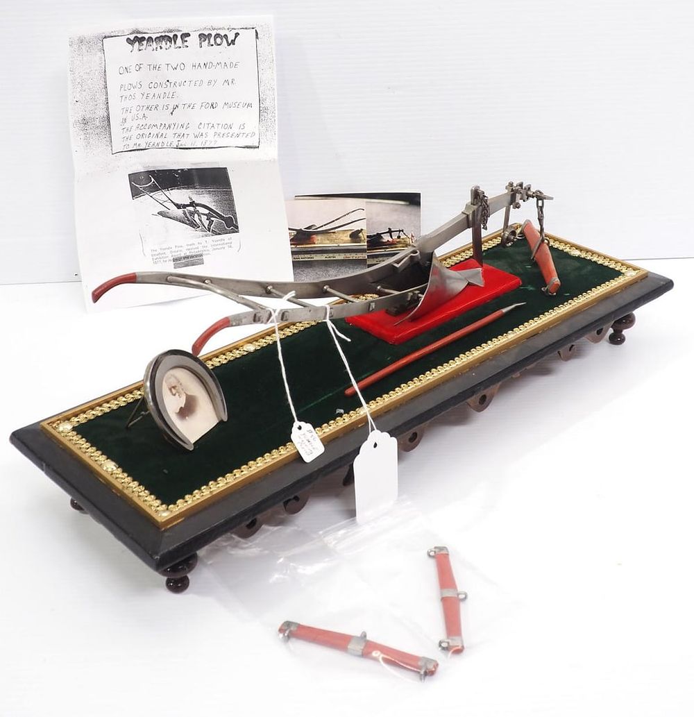 Lot 718: Salesman sample walking plow