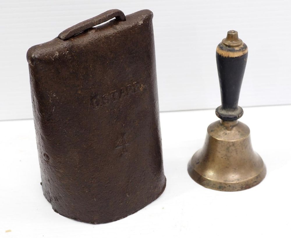 Lot 848: Starr No.4 cowbell and school bell