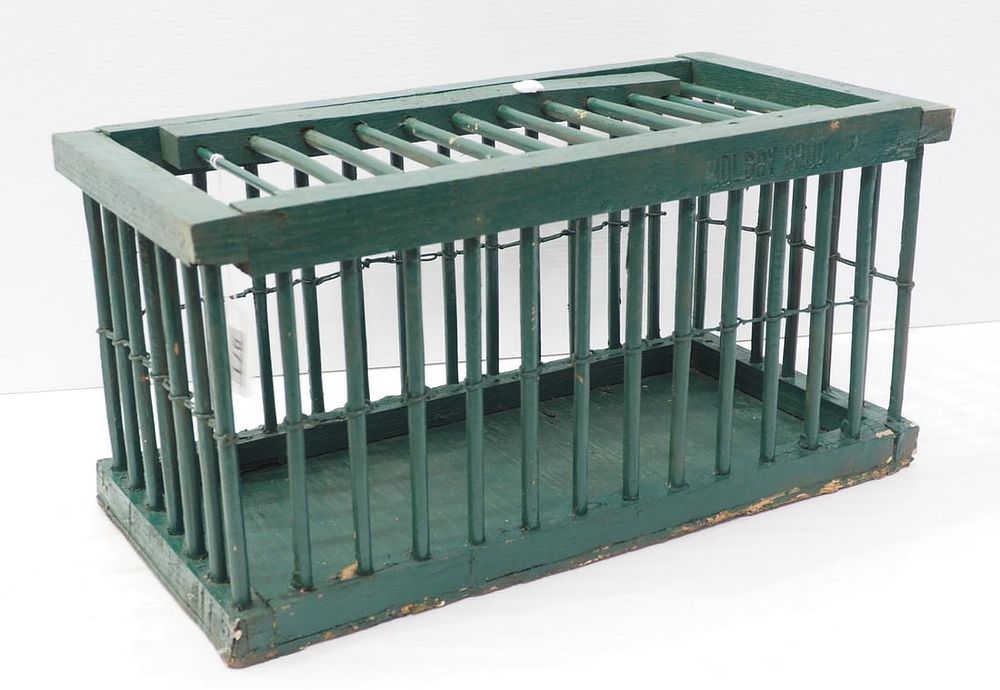 Lot 871: Half-scale chicken coop painted green