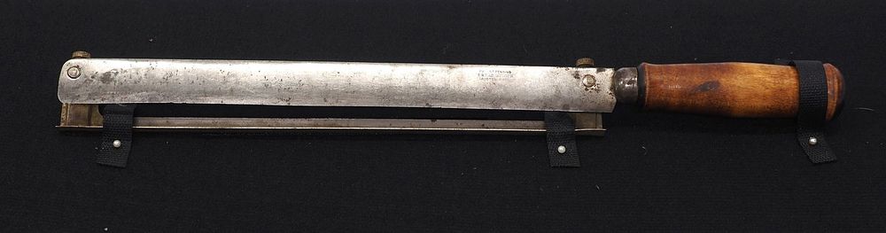 Lot 1277: Adj. bread slicer