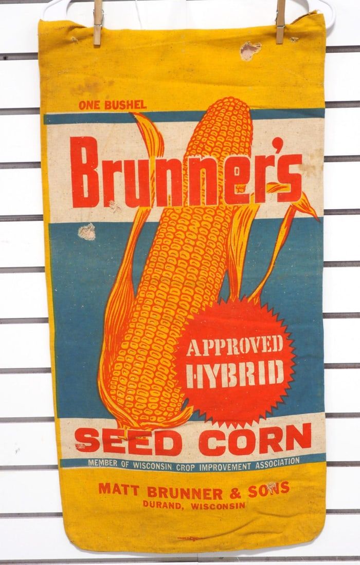 Lot 1600O: Cloth seed corn bag - Brunner's Hybrid