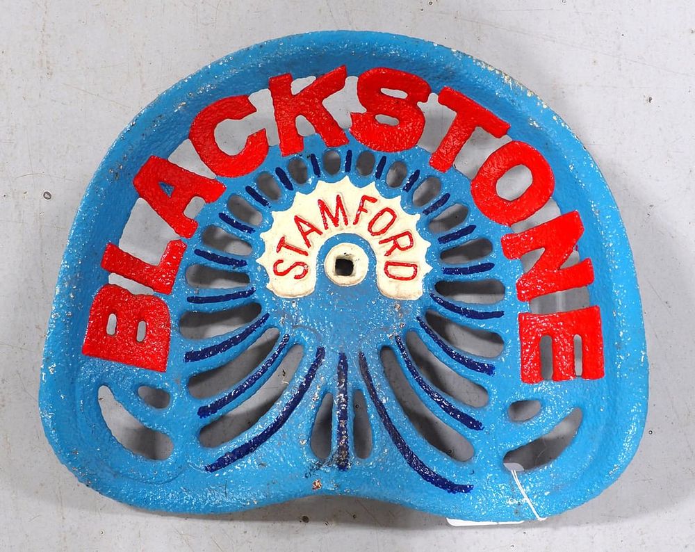 Lot 1723: Blackstone Stamford cast iron seat