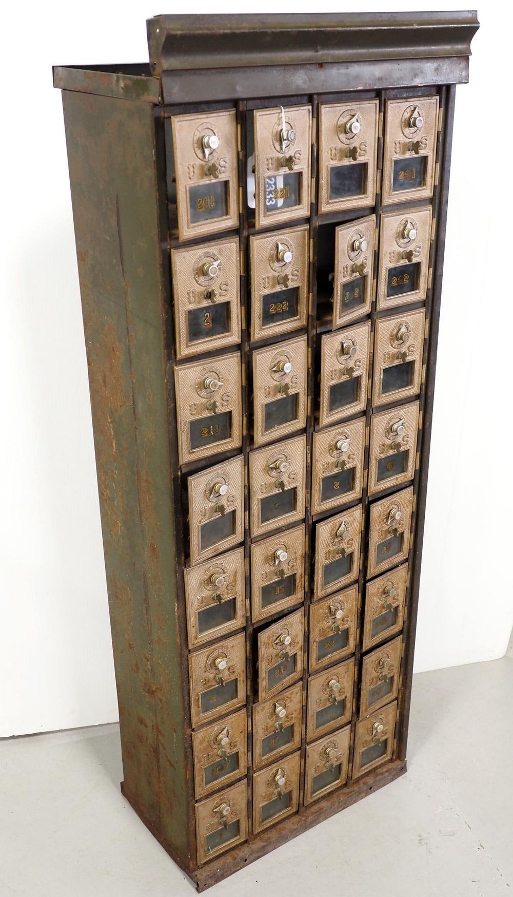 Lot 2333: 32-door US Post Office cubby with keys