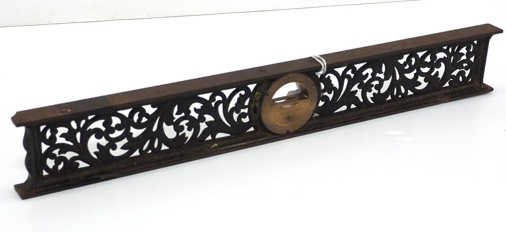Lot 503: 24" LL Davis cast iron Level & Inclinometer