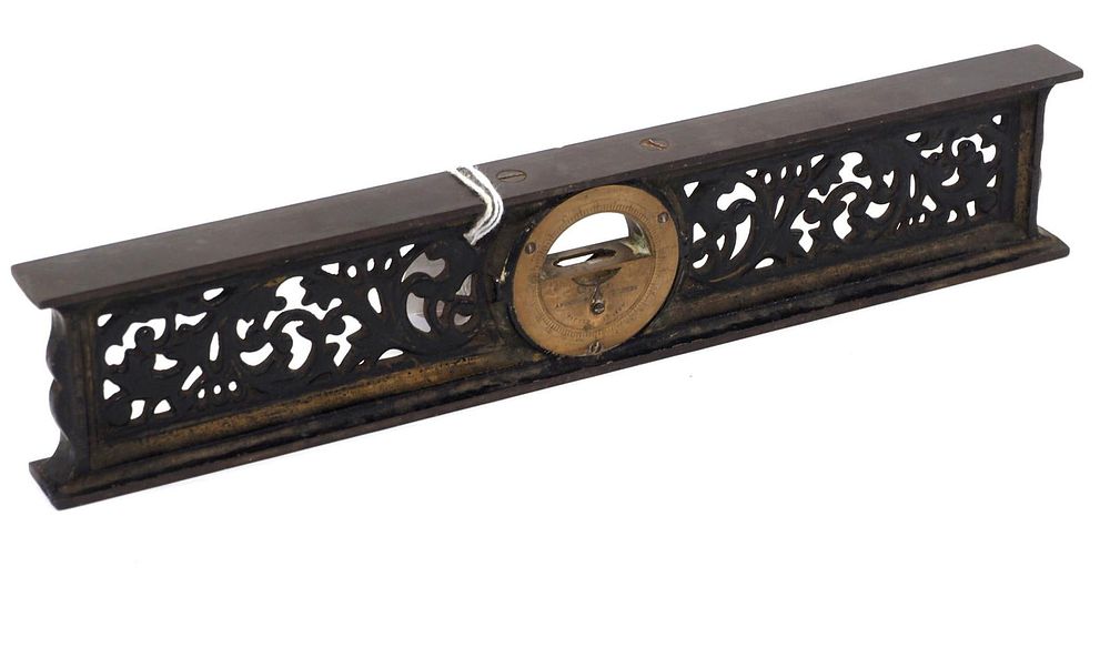 Lot 516: 12" LL Davis cast iron Inclinometer