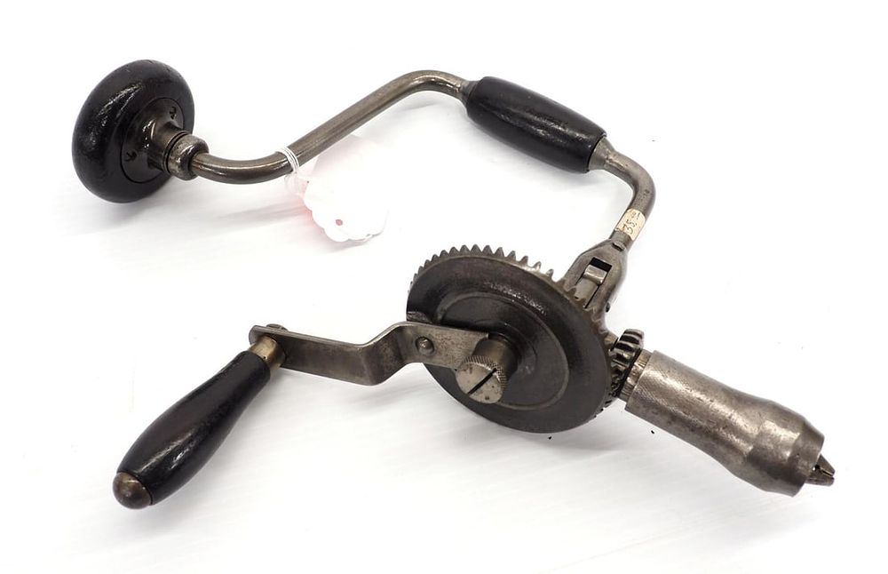 Lot 551: Sargent Brace with 10" sweep