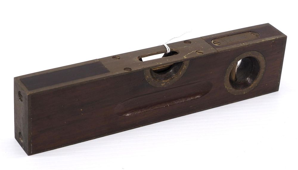 Lot 557: 9" Stanley No.98 Plumb & Level