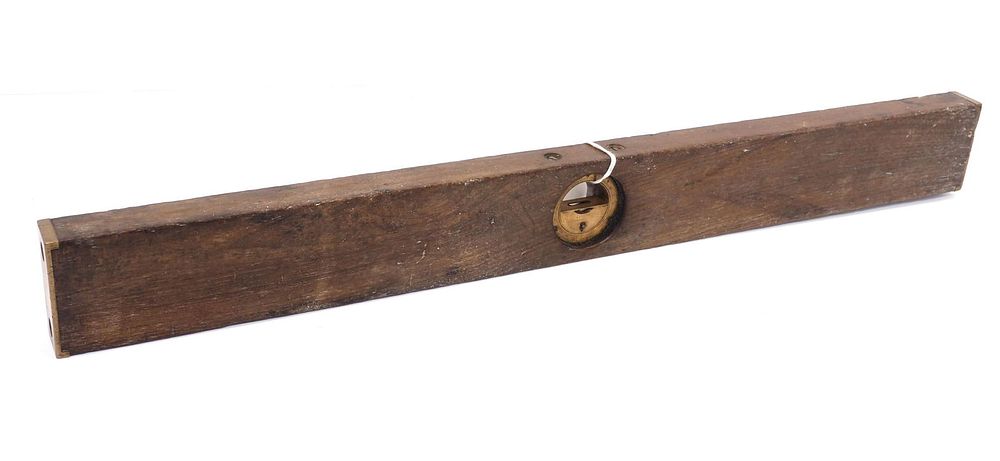 Lot 592: 30" LL Davis Adj. Plumb, Level & Inclinometer