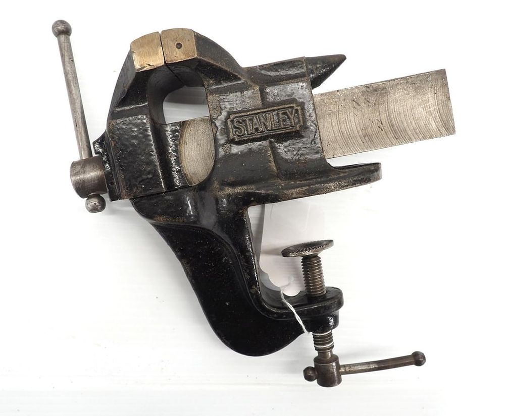 Lot 644: Stanley No.746  3" Vise