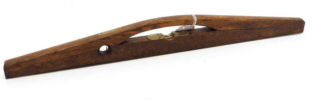 Lot 695: 30" C.E. Peterson Mfg. Carpenters Plumb & Level