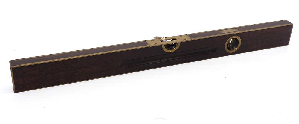 Lot 697: 24" Stanley Carpenters Adj. Plumb & Level