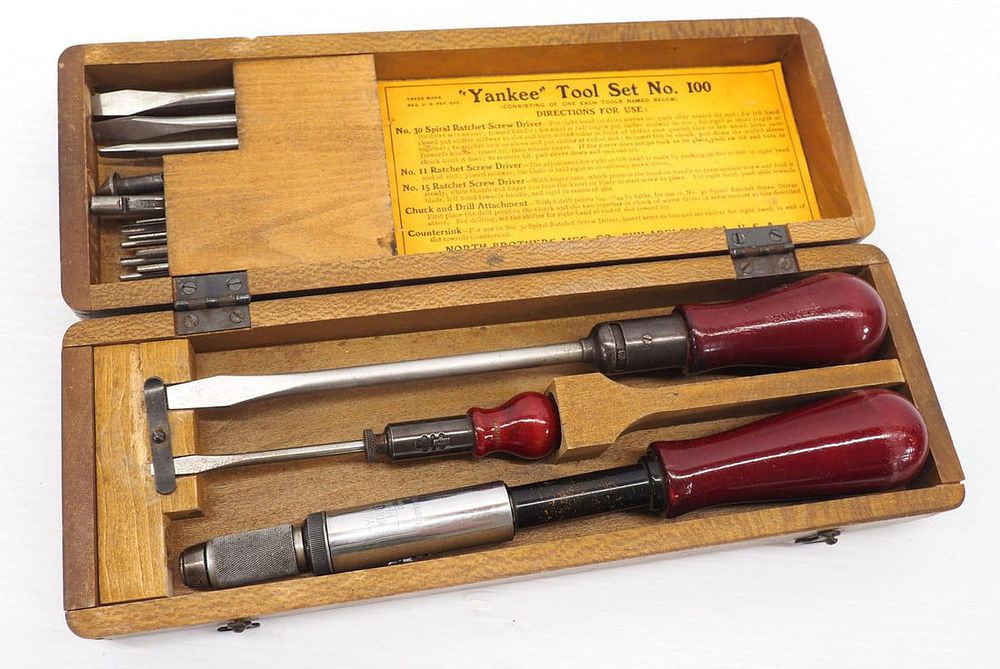 Lot 725: Yankee Tool Set No.100 in original box