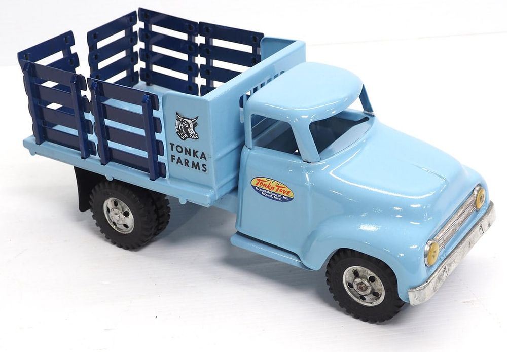 Lot 266: Tonka Farms Stake Bed Truck