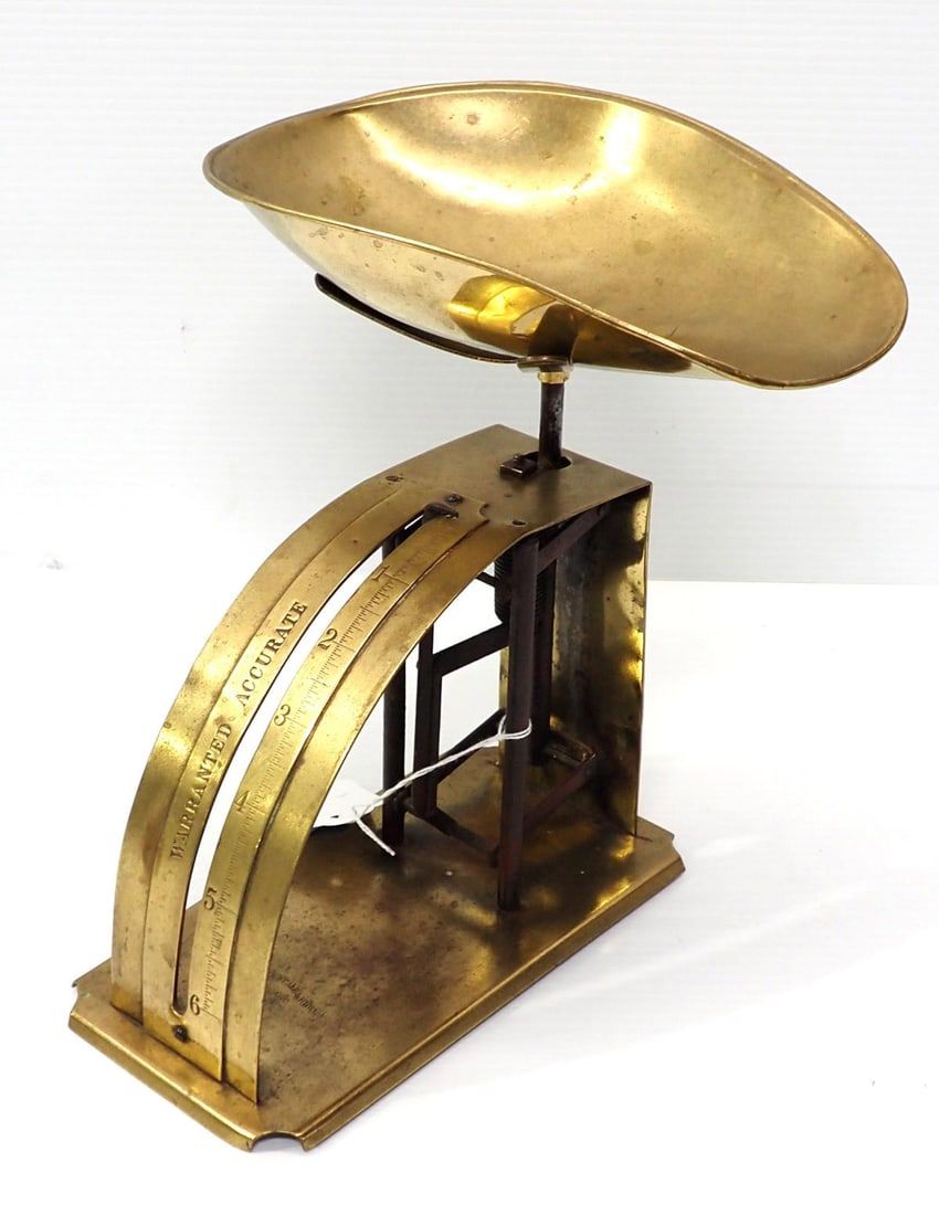 Lot 8: Gilfillan Scale & Hdw Co. brass scale