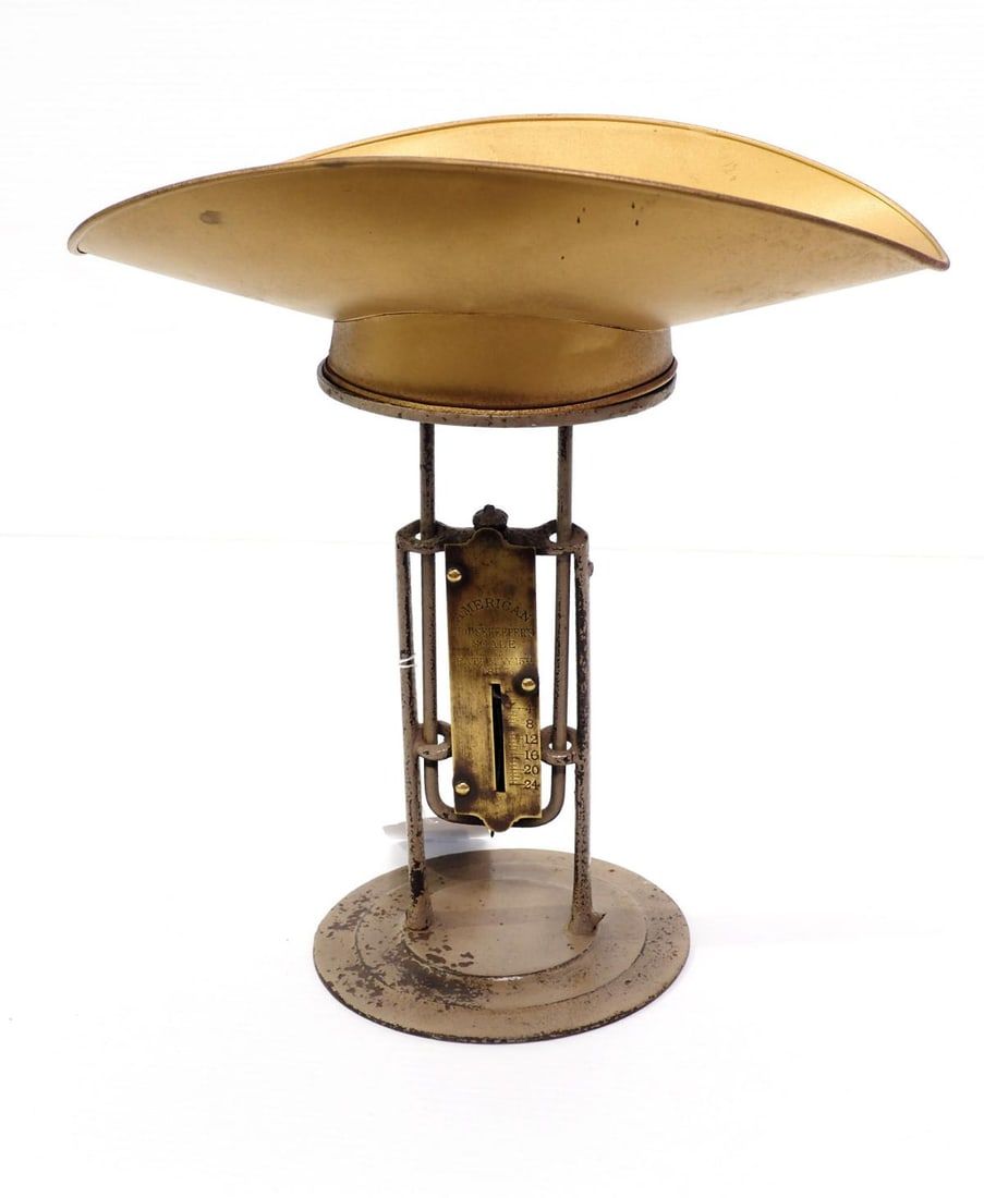 Lot 131: American Housekeeper's Scale