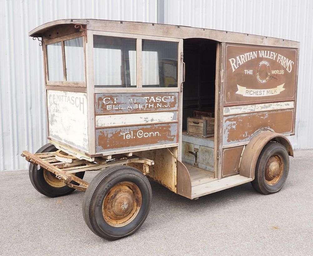 Lot 347: Raritan Valley Farms horse-drawn milk wagon