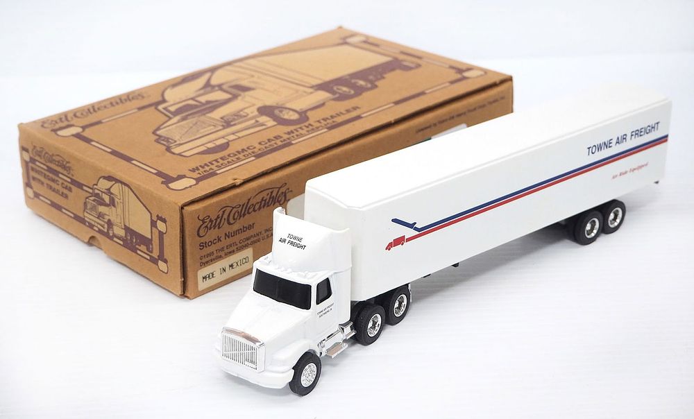 Lot 107: Towne Air Freight Tractor-Trailer
