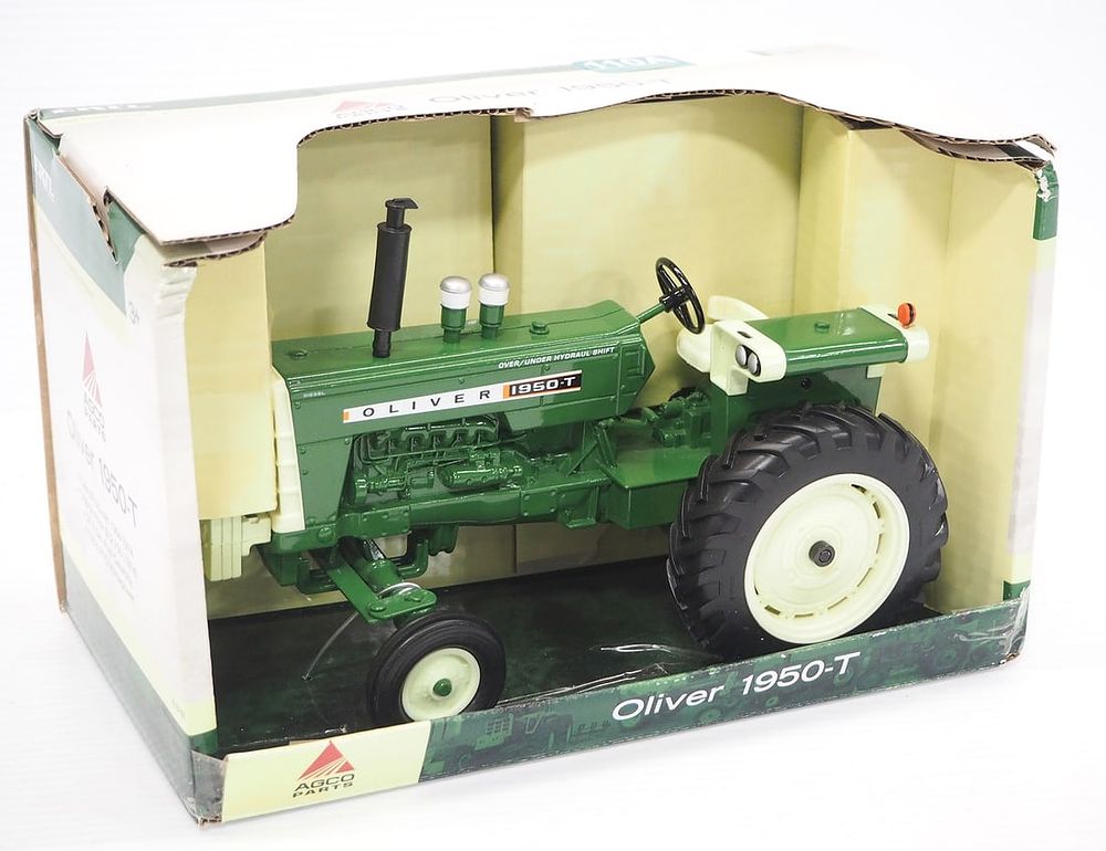 Lot 110A: Ertl Oliver 1950-T