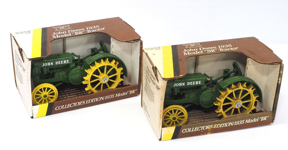 Lot 145: (2) Ertl John Deere 1935 Model "BR" Tractor