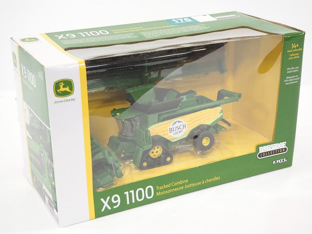 Lot 176: Ertl John Deere X9 1100 Tracked Combine