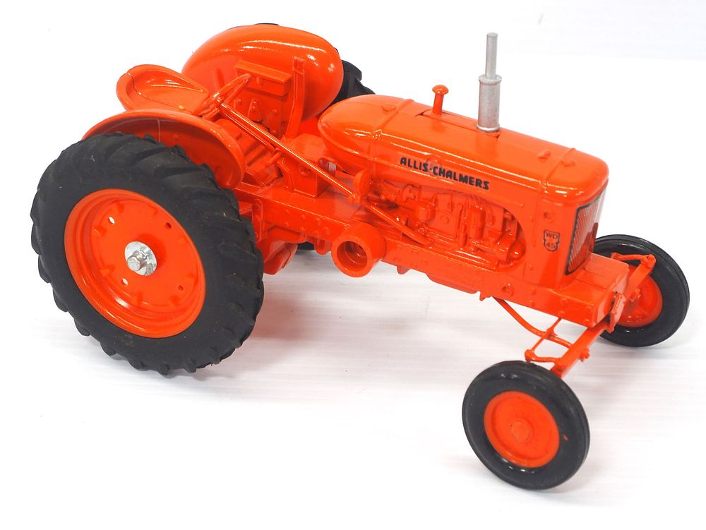 Lot 309: Ertl Allis-Chalmers WD-45
