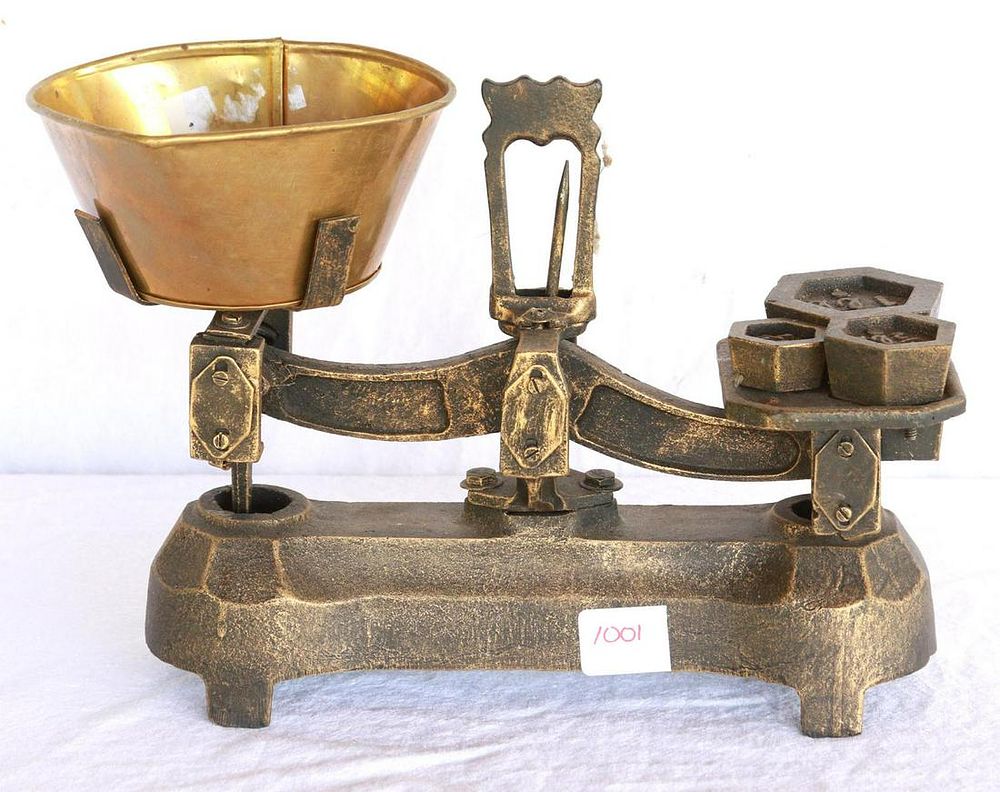 Lot 1001: Cast iron Scale with Weights & Brass Pail
