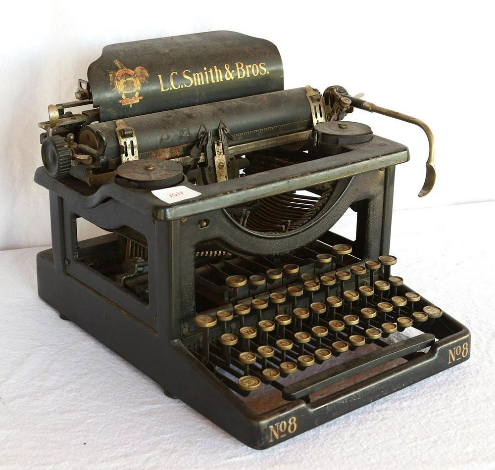 Lot 1011: LC Smith #8 Typewriter