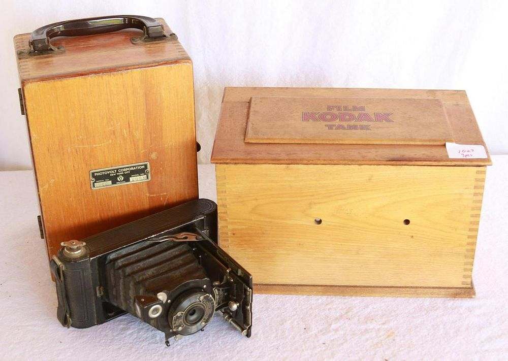 Lot 1023: Photography Items